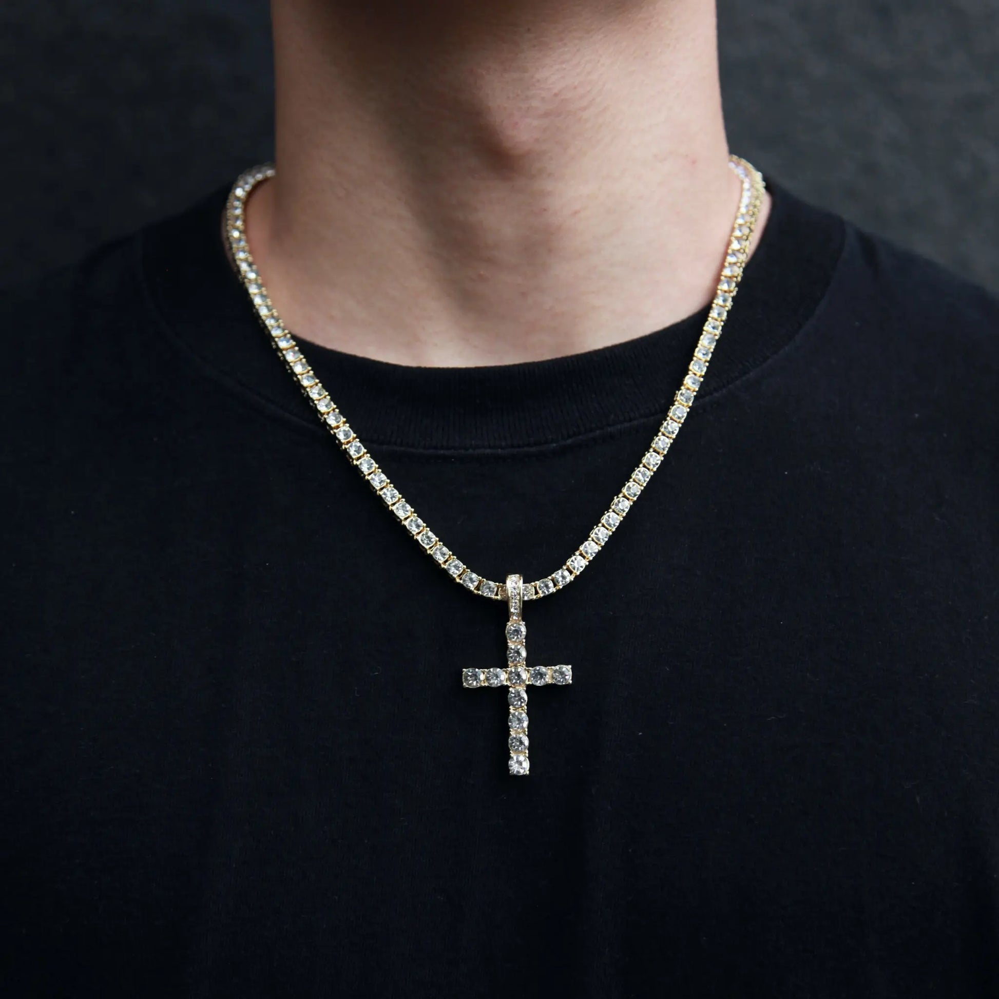 GILA JEWELZ ネックレス ※値下げ可能 ゴールド Iced Out 十字架 ネックレス – GILA JEWELZ