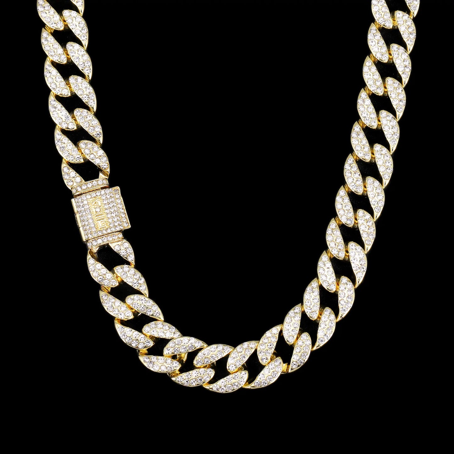ゴールド Iced Out キューバン チェーン ネックレス – GILA JEWELZ ゴールド Iced Out キューバン チェーン ネックレス – GILA JEWELZ